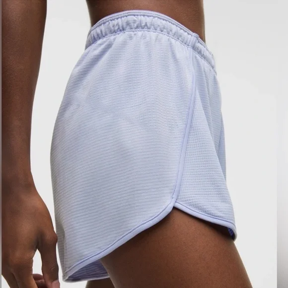 NWT Lululemon Swiftly Mid-rise Short 3" - Picture 7 of 8